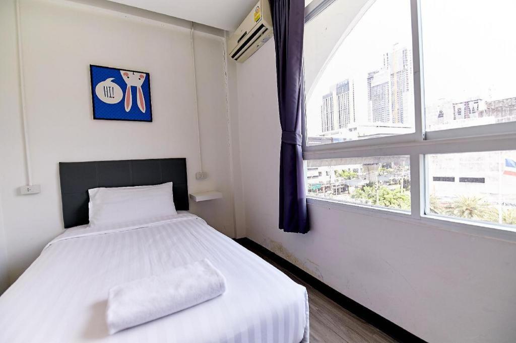 The Rabbit'S Hole Hostel Bangkok Exteriér fotografie